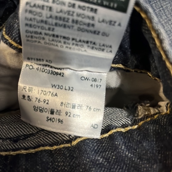 Mens Faded Blue Levi Strauss Jeans - Picture 10 of 10